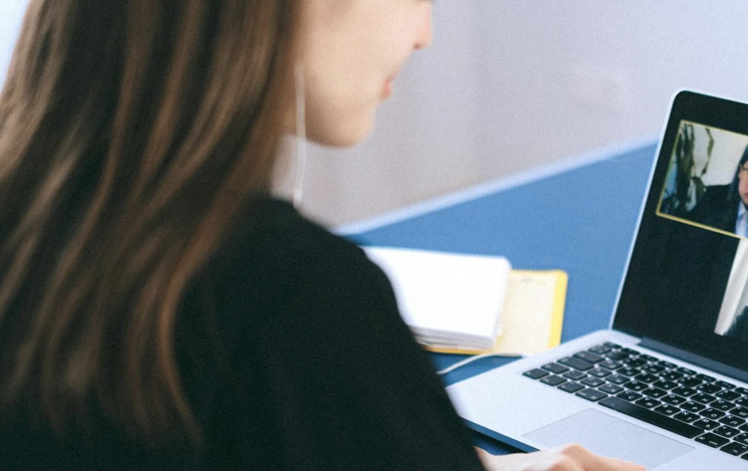 Online Meeting Translation